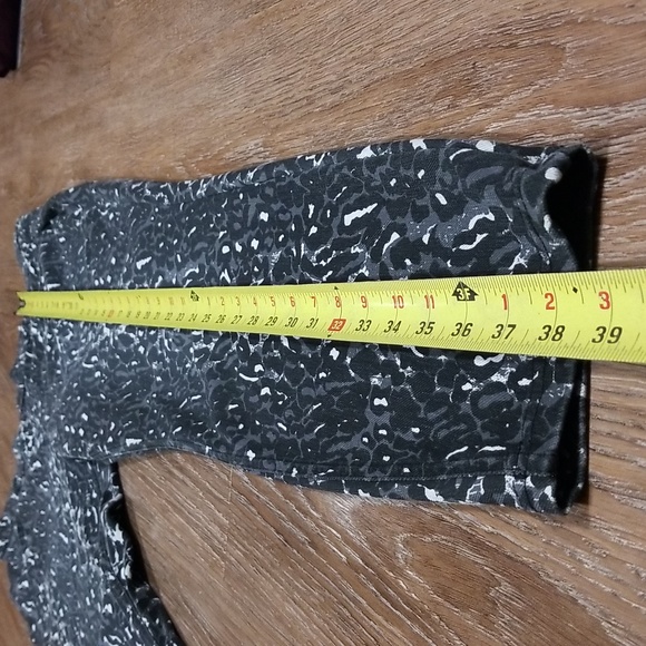 (XL) HUE Jegging Leopard Casual Stretch Contemporary Modern Everyday - Picture 5 of 9